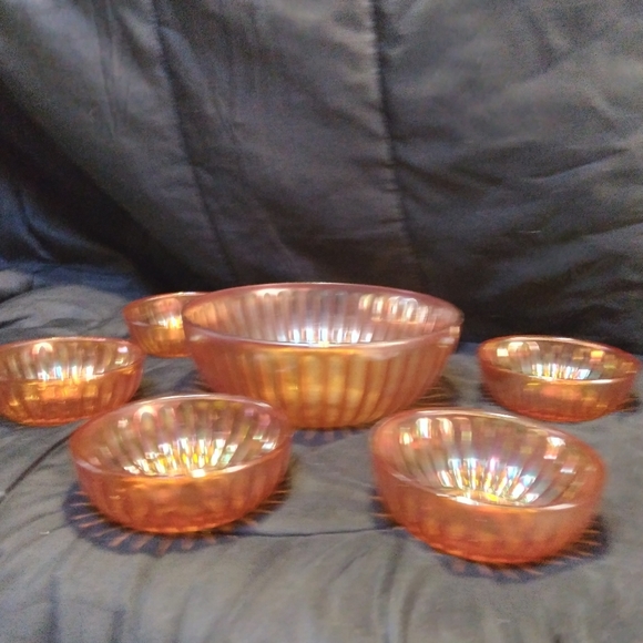 Vintage marigold carnival glass bowl set - Picture 3 of 3